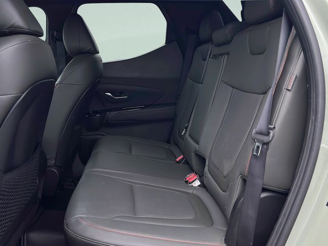 2025 Hyundai Santa Cruz Limited - Photo 13