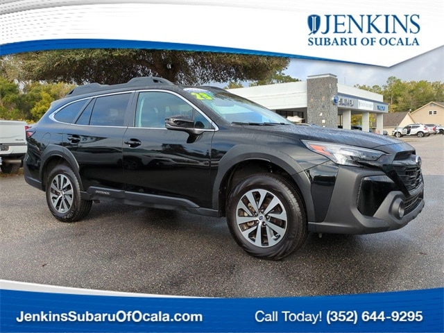 2023 Subaru Outback Premium's photo