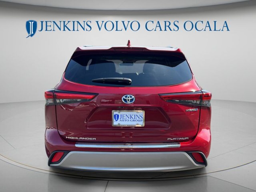 Used 2023 Toyota Highlander Hybrid Platinum SUV