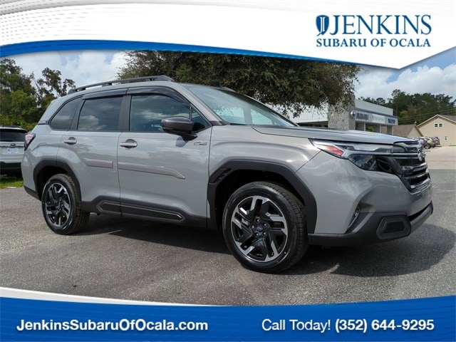 2025 Subaru Forester Limited's photo