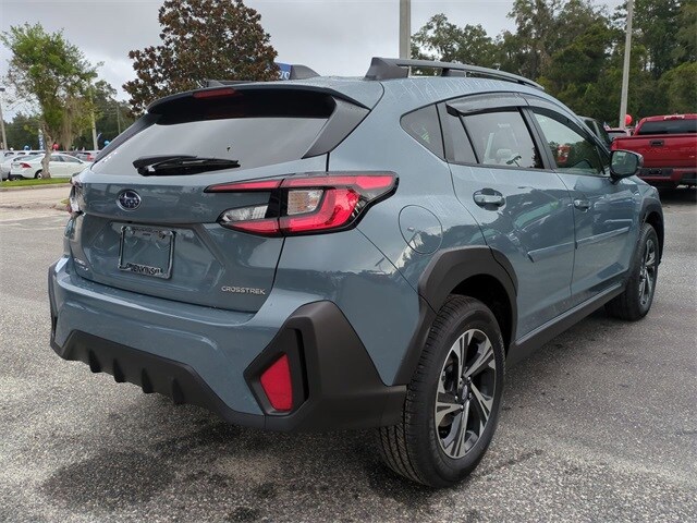 2025 Subaru Crosstrek Premium photo 4