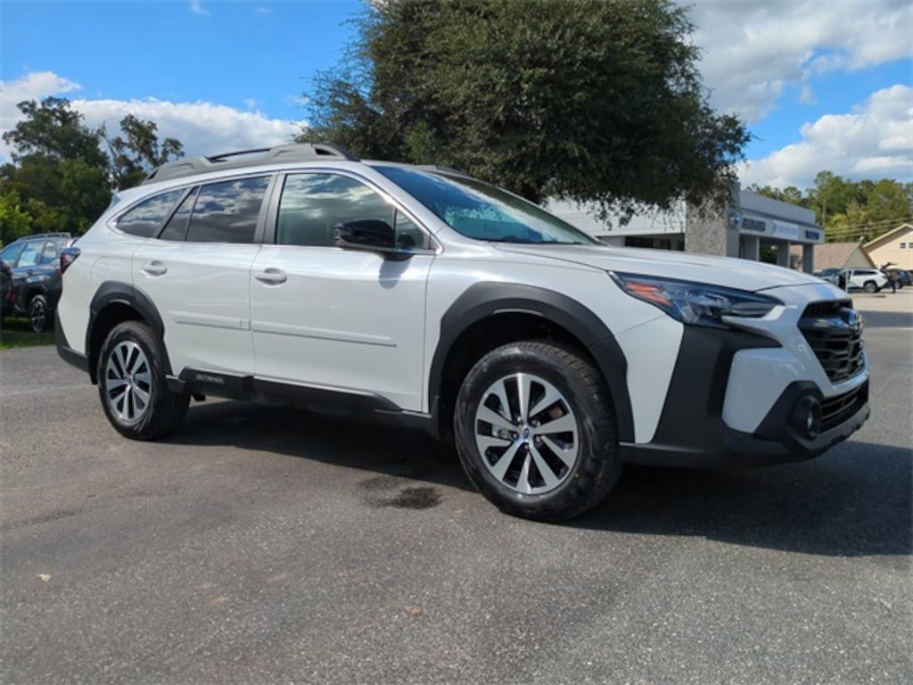 New 2025 Subaru Outback Premium SUV