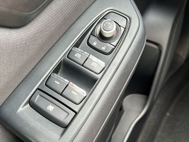2025 Subaru Forester Premium - Photo 19