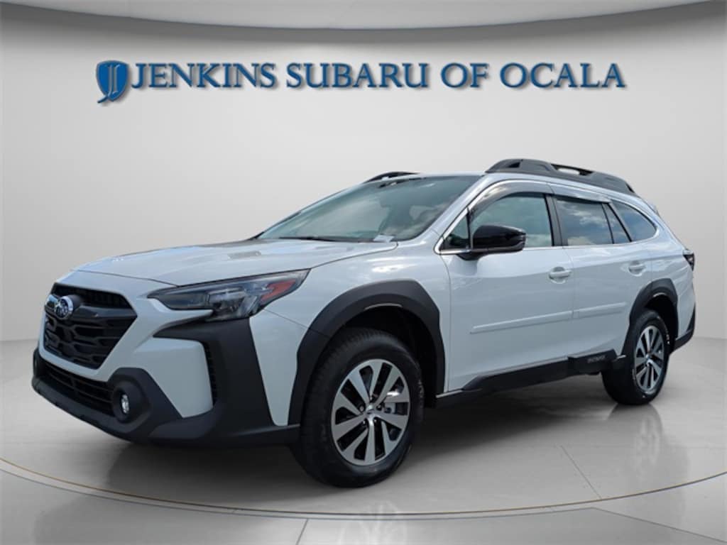 Used 2025 Subaru Outback Premium SUV