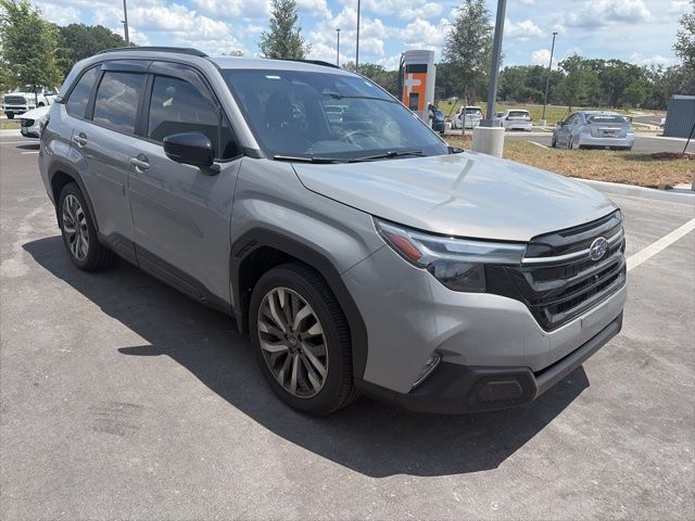 2025 Subaru Forester Touring's photo