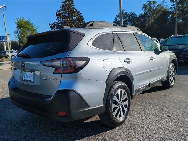 2025 Subaru Outback Premium photo 4