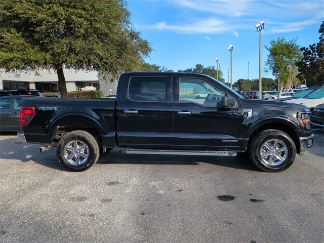 2024 Ford F-150 XLT photo 3