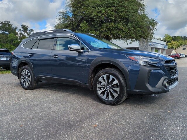 2025 Subaru Outback Touring XT photo 2