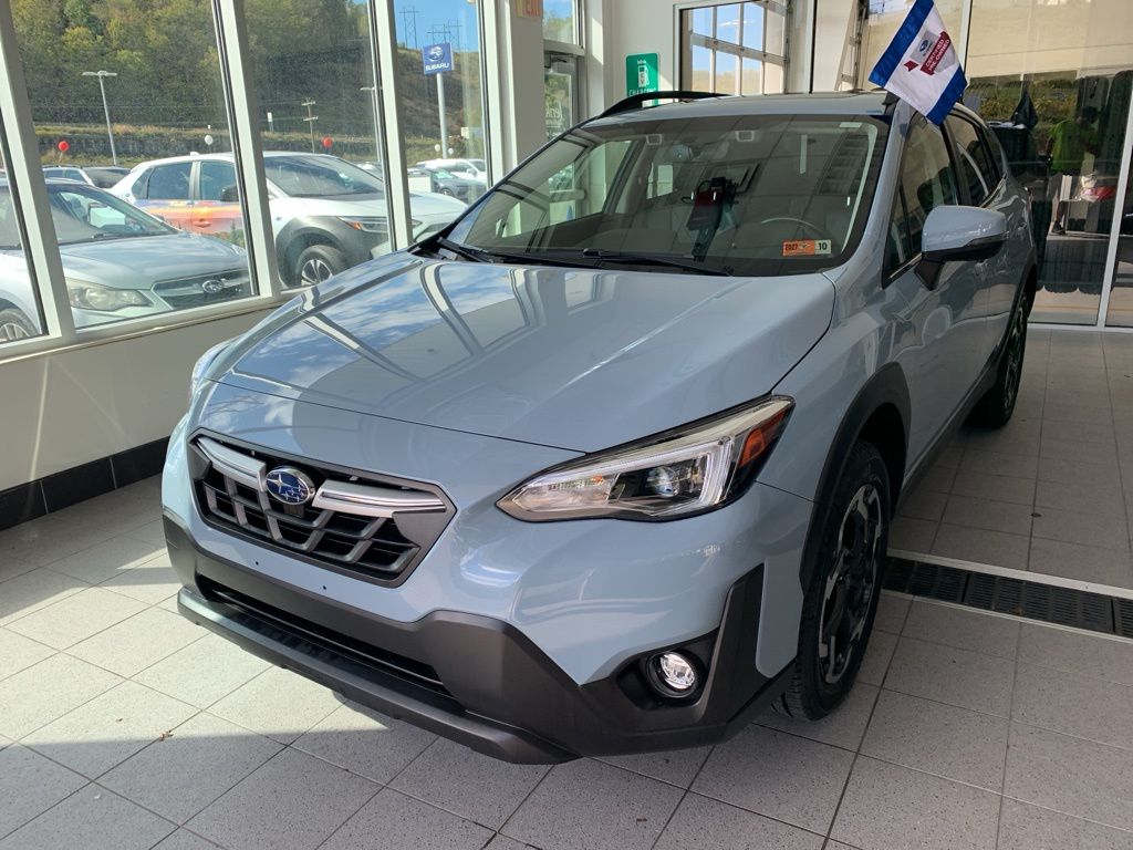 2023 Subaru Crosstrek Limited photo 2