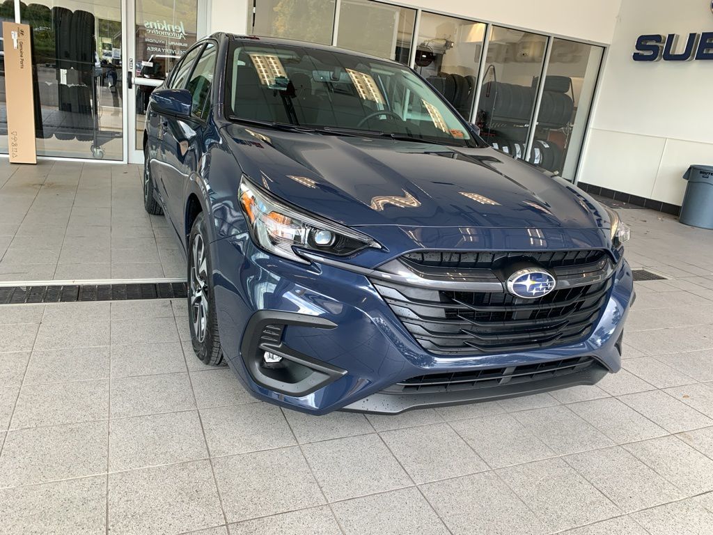 2025 Subaru Legacy Premium's photo