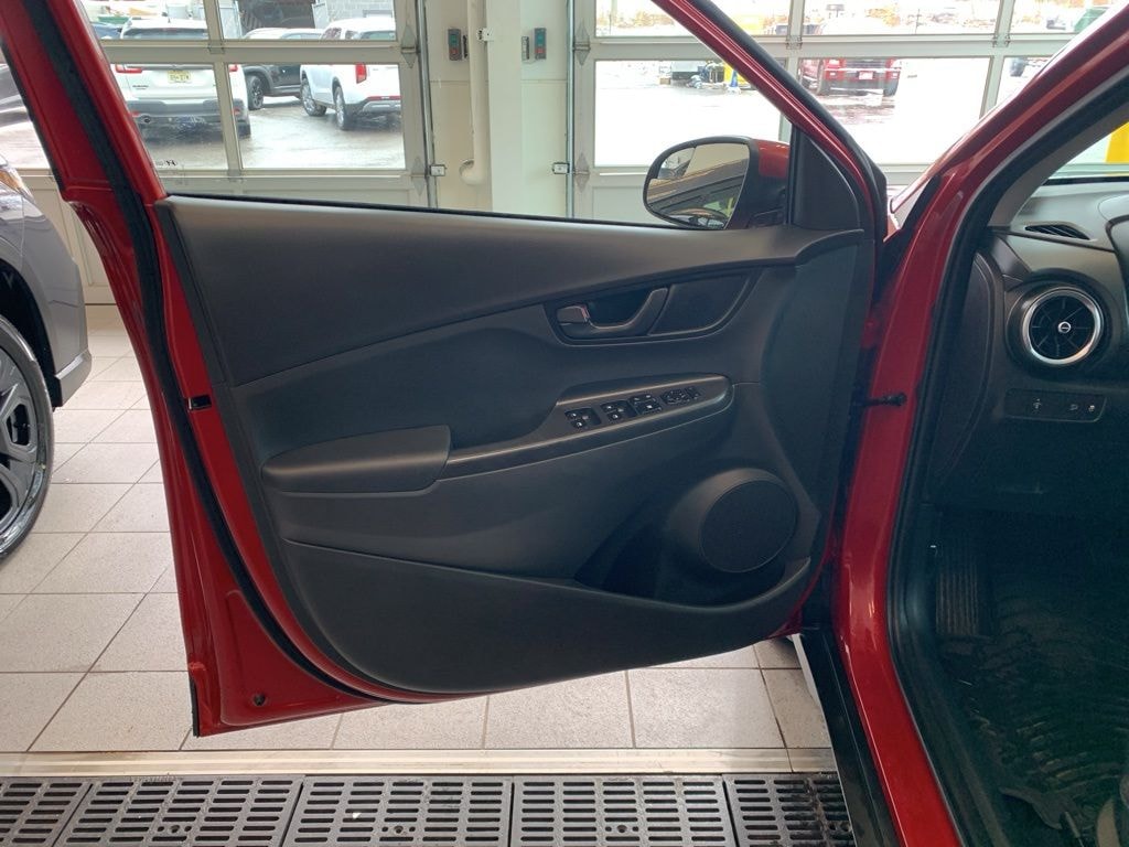 Certified 2022 Hyundai Kona SE SUV