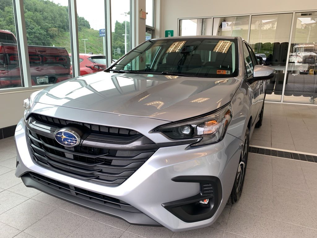 2025 Subaru Legacy Premium photo 2