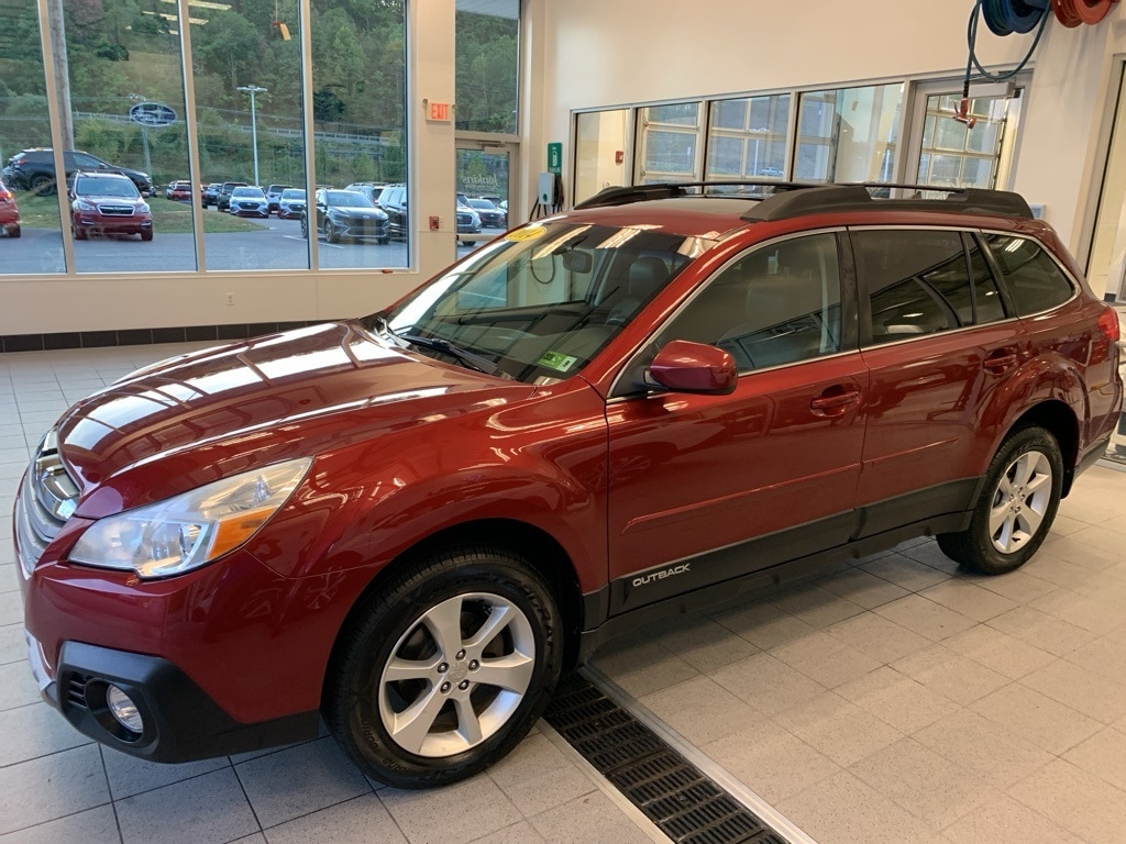 Used 2014 Subaru Outback 2.5i Limited with VIN 4S4BRCMC7E3244377 for sale in Bridgeport, WV