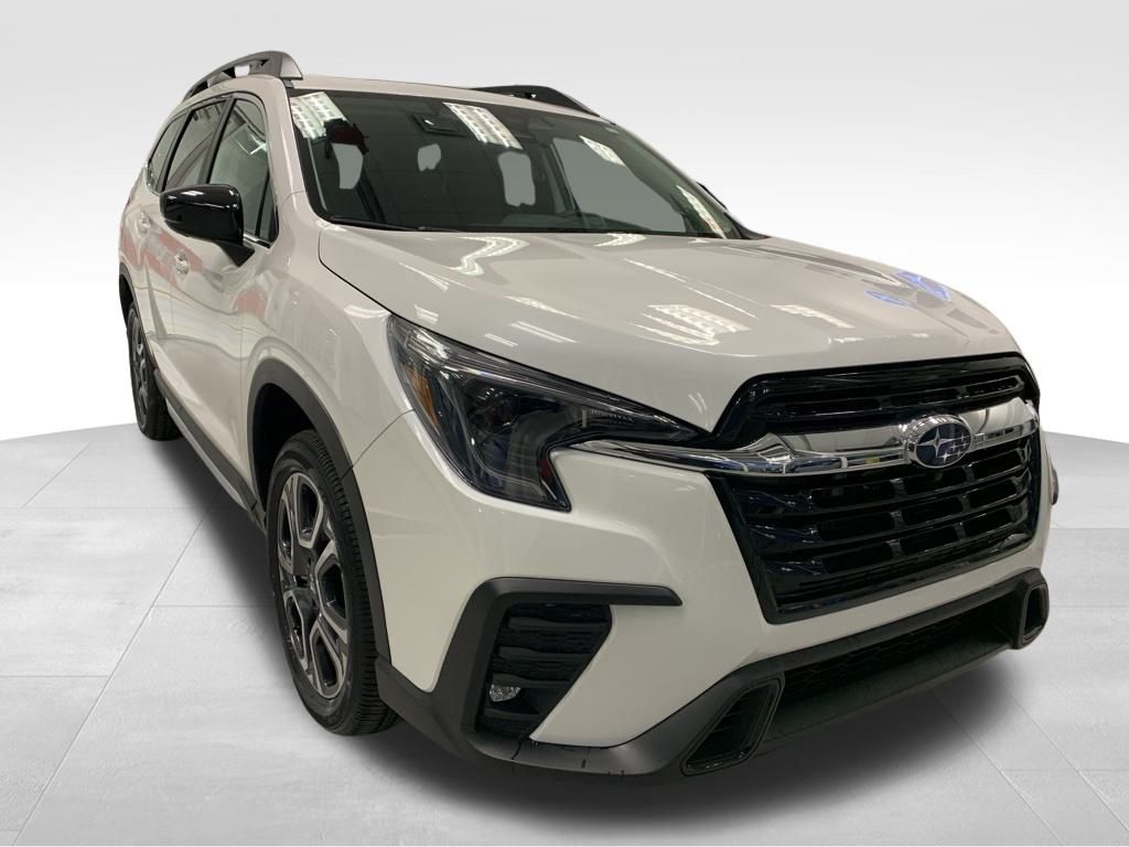 2026 Subaru Ascent Limited's photo
