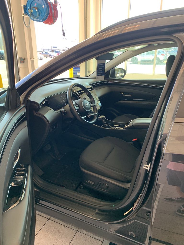 2022 Hyundai Tucson SEL Convenience photo 3