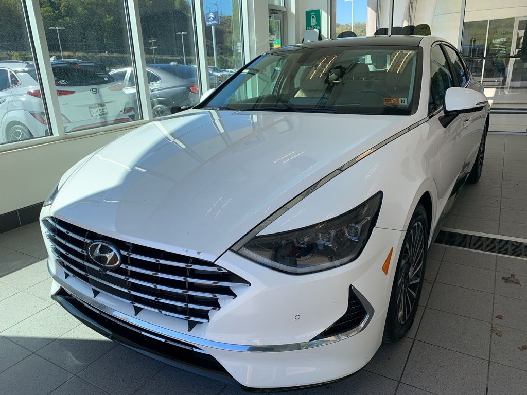 2021 Hyundai Sonata Hybrid Limited photo 2