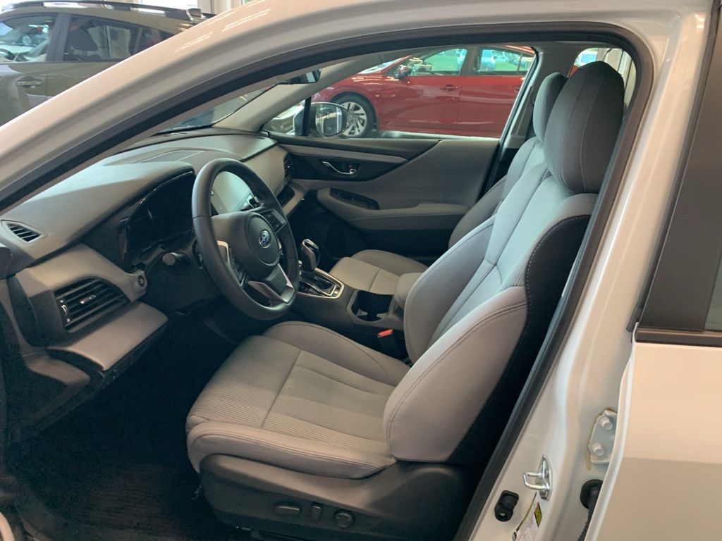2025 Subaru Legacy Premium photo 3