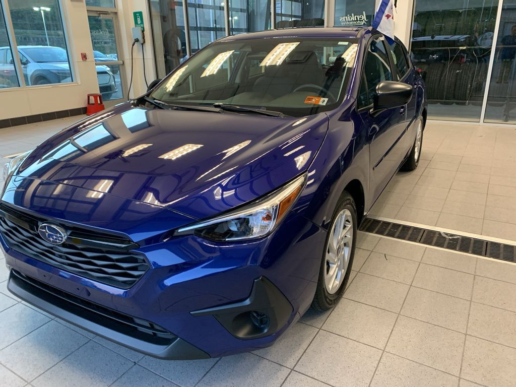 2024 Subaru Impreza Base photo 2