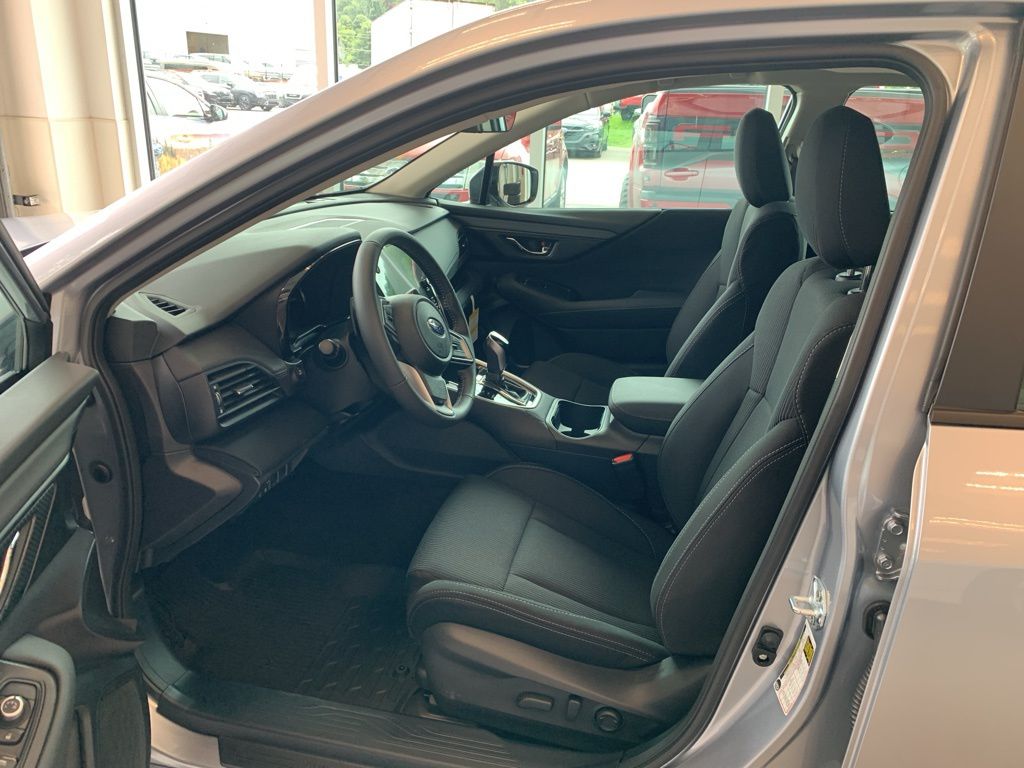 2025 Subaru Legacy Premium photo 3