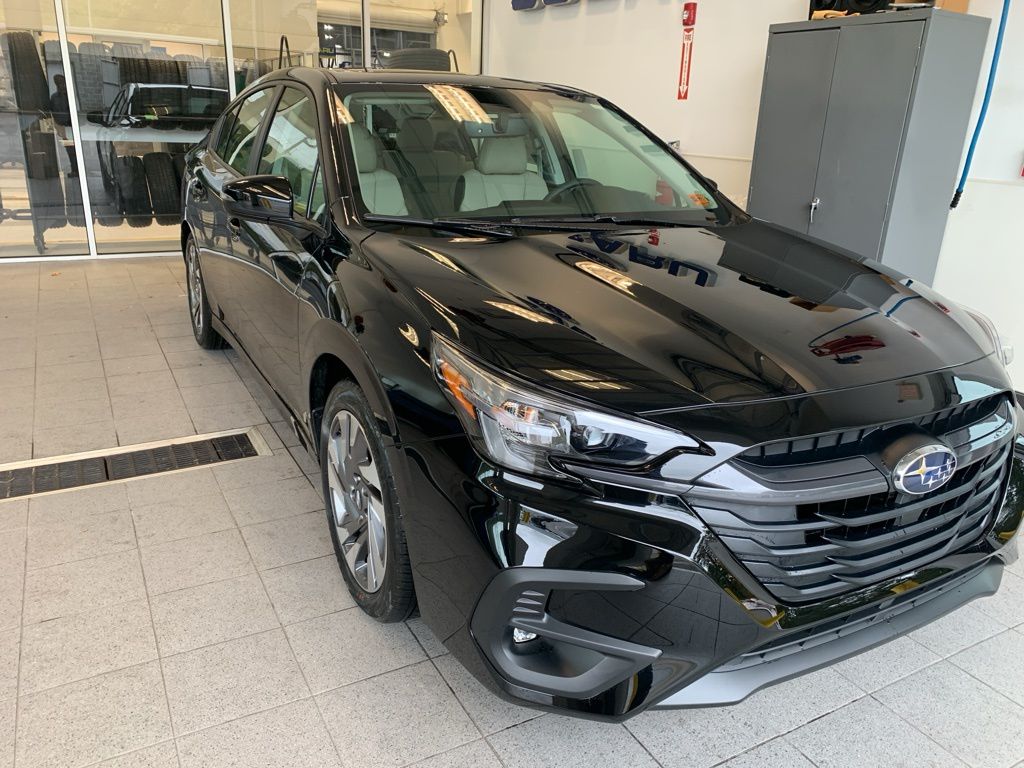 2025 Subaru Legacy Limited's photo