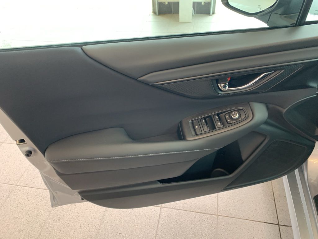 2025 Subaru Legacy Premium photo 4