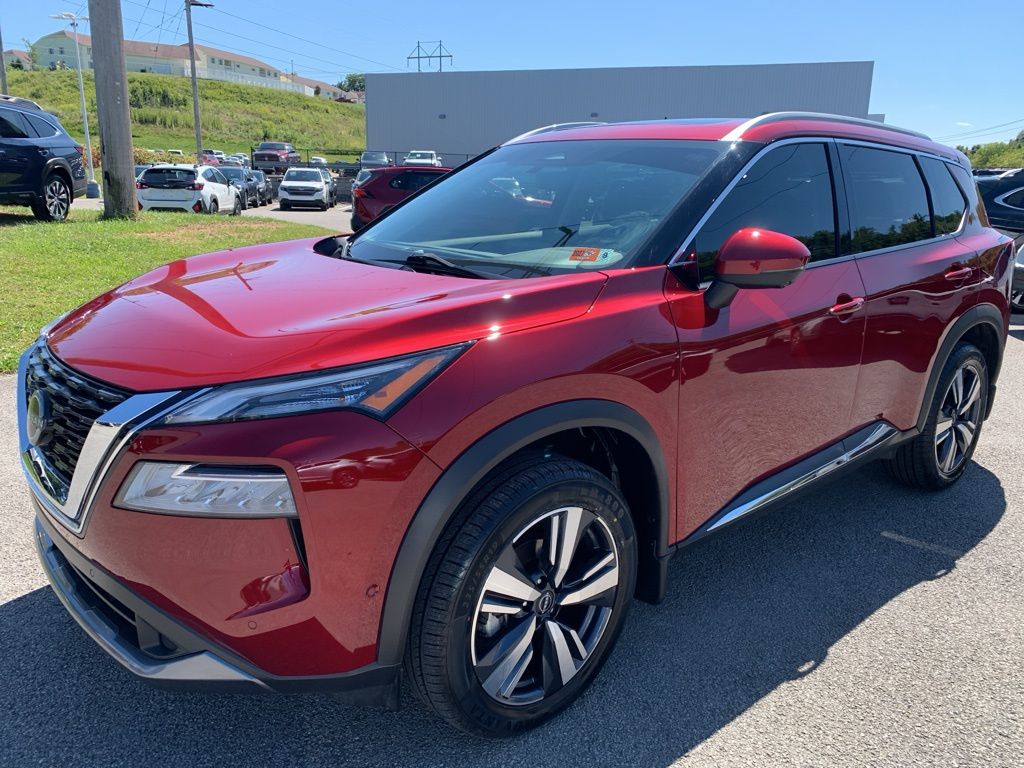 2023 Nissan Rogue SL photo 2