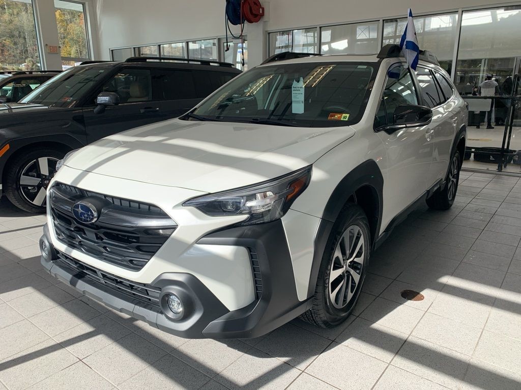 Used 2023 Subaru Outback Premium SUV