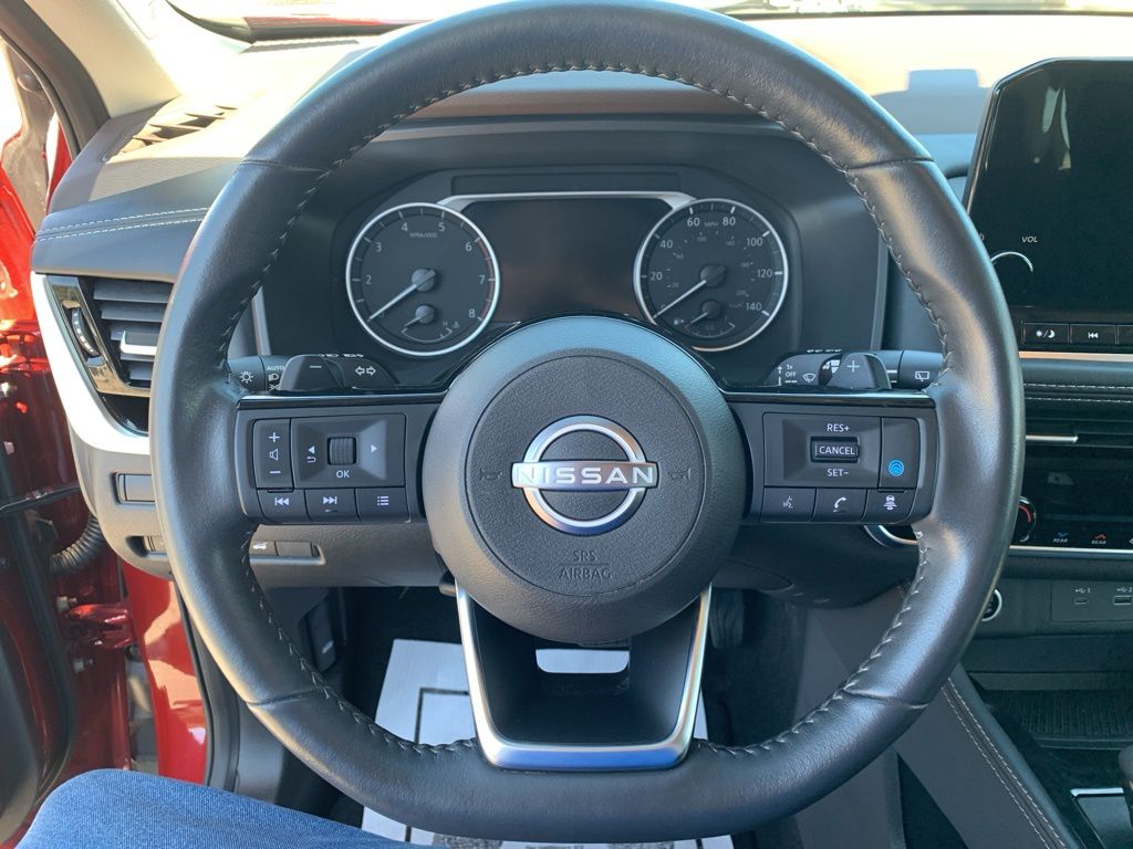 2023 Nissan Rogue SL photo 4