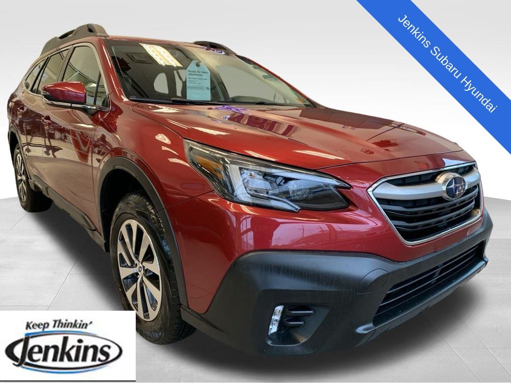 2022 Subaru Outback Premium's photo