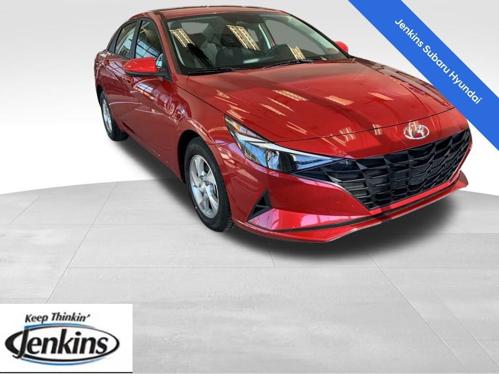 Certified 2022 Hyundai Elantra SE Sedan