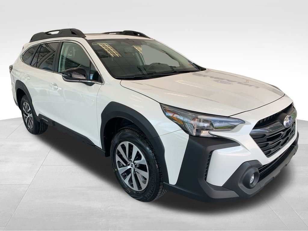 2025 Subaru Outback Premium's photo