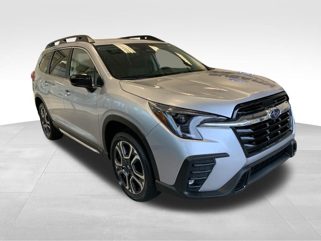 2026 Subaru Ascent Limited's photo