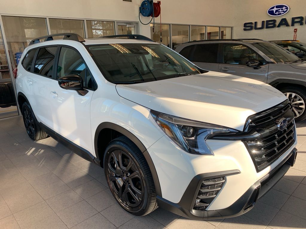 2025 Subaru Ascent Onyx Edition-Touring's photo