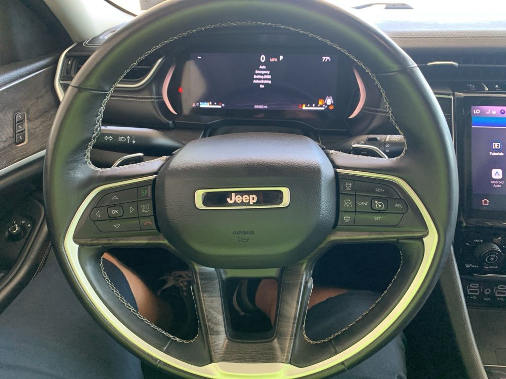 2022 Jeep Grand Cherokee Limited photo 3