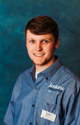 Staff member Ryan Gum from b933bd3e86b4