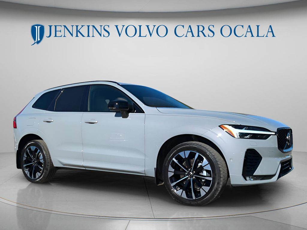 2026 Volvo XC60 B5 Plus Dark AWD's photo