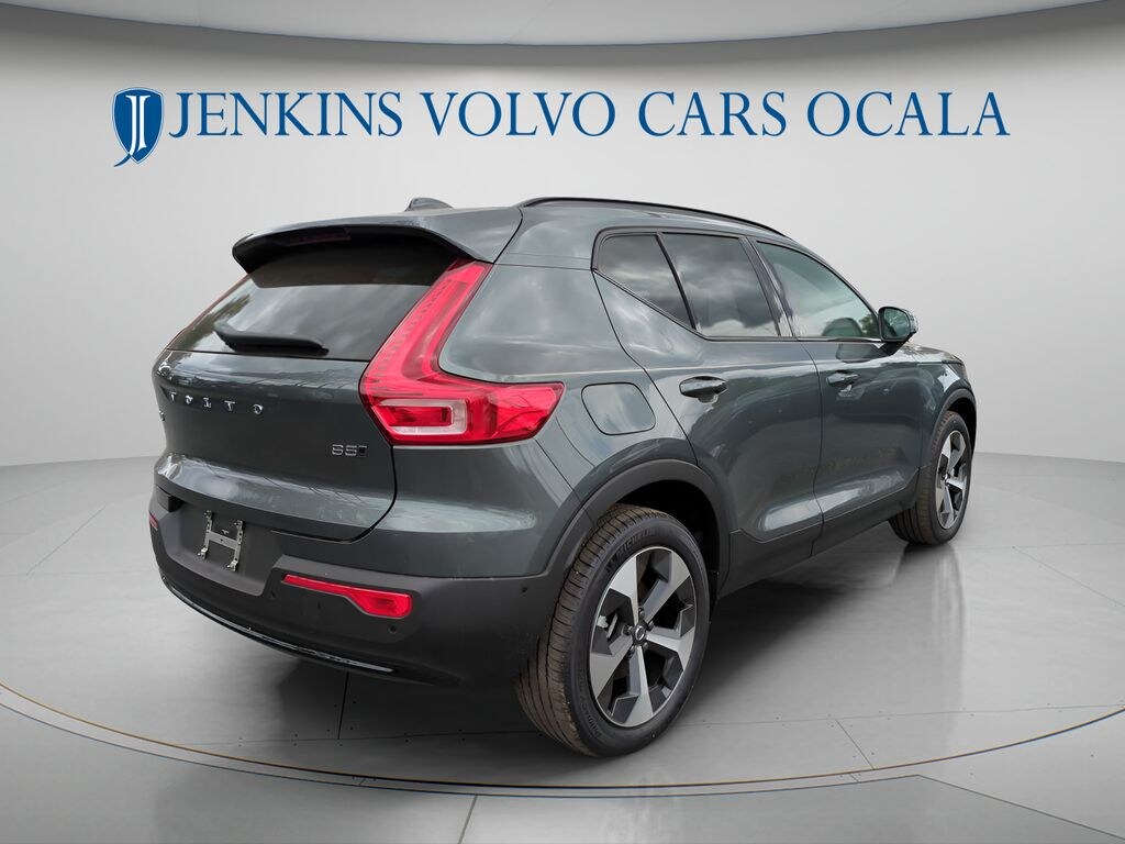 New 2026 Volvo XC40 B5 Plus SUV