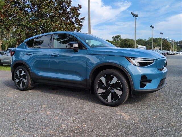 2024 Volvo C40 Recharge Core photo 2