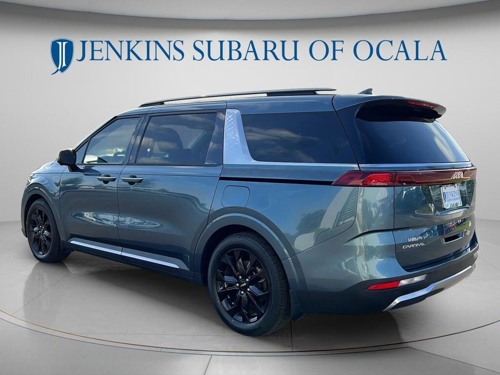 Used 2023 Kia Carnival SX Prestige Minivan/Van