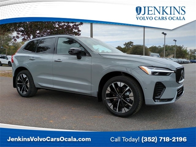 2026 Volvo XC60 Plus's photo