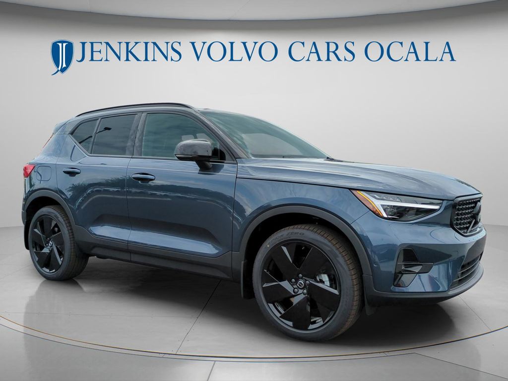 2026 Volvo XC40 B5 Ultra Ultra Black Edition AWD's photo
