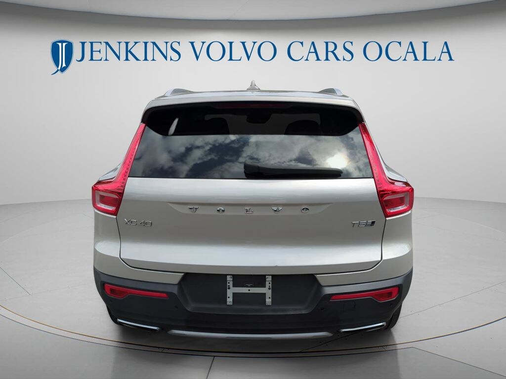 Used 2019 Volvo XC40 T5 Inscription SUV