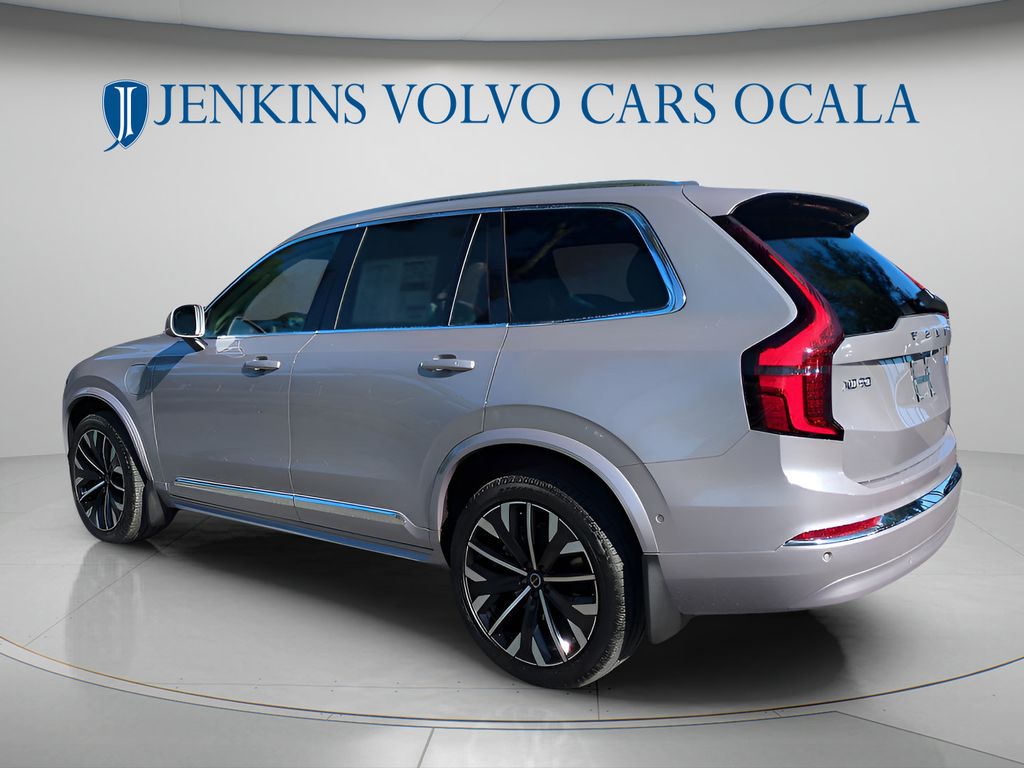 2026 Volvo XC90 Plus - Photo 6