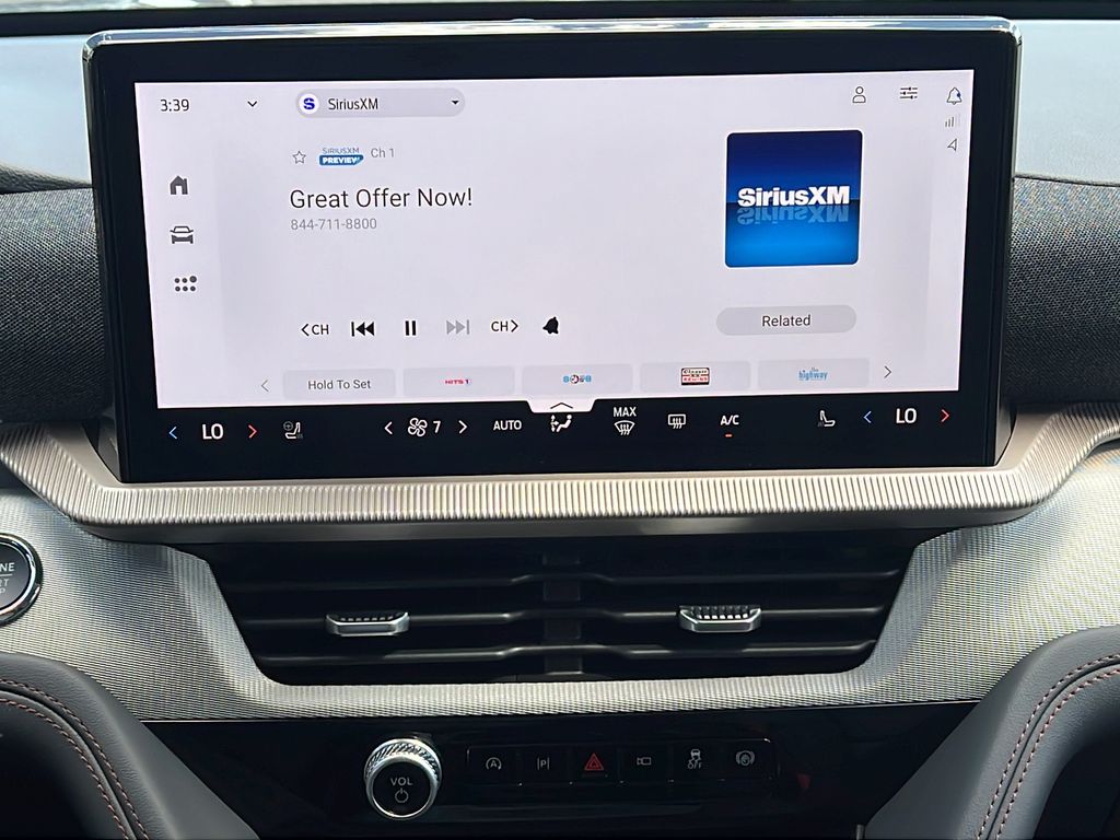 2026 Ford Explorer Active - Photo 17