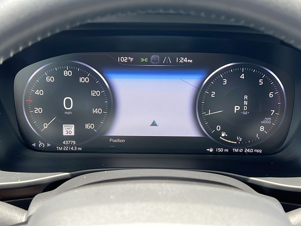 2021 Volvo XC40 Momentum - Photo 27