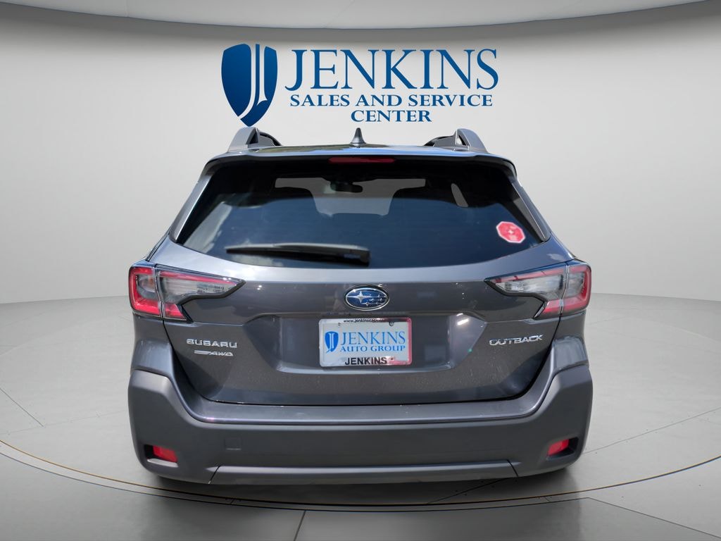 Used 2025 Subaru Outback Premium SUV