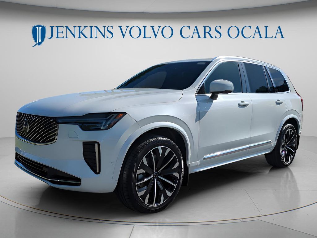 2026 Volvo XC90 Plus - Photo 8