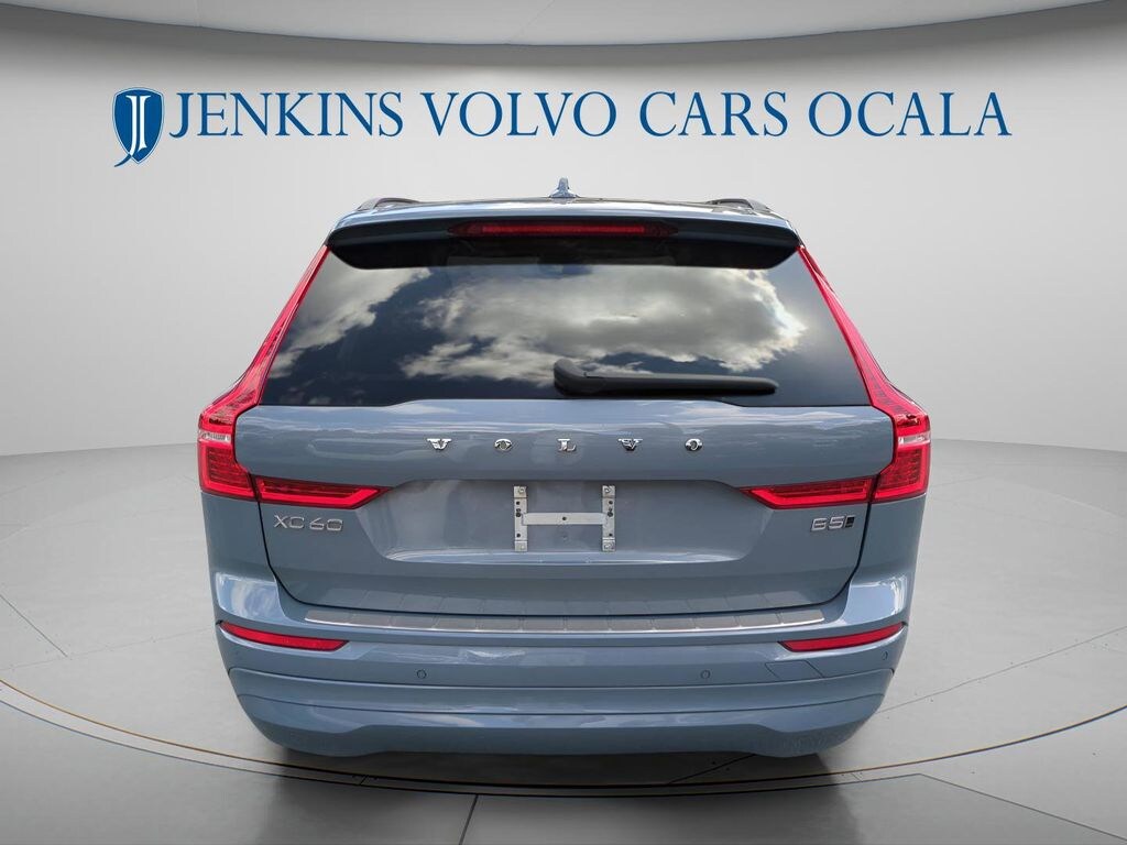 Used 2023 Volvo XC60 B5 Core SUV