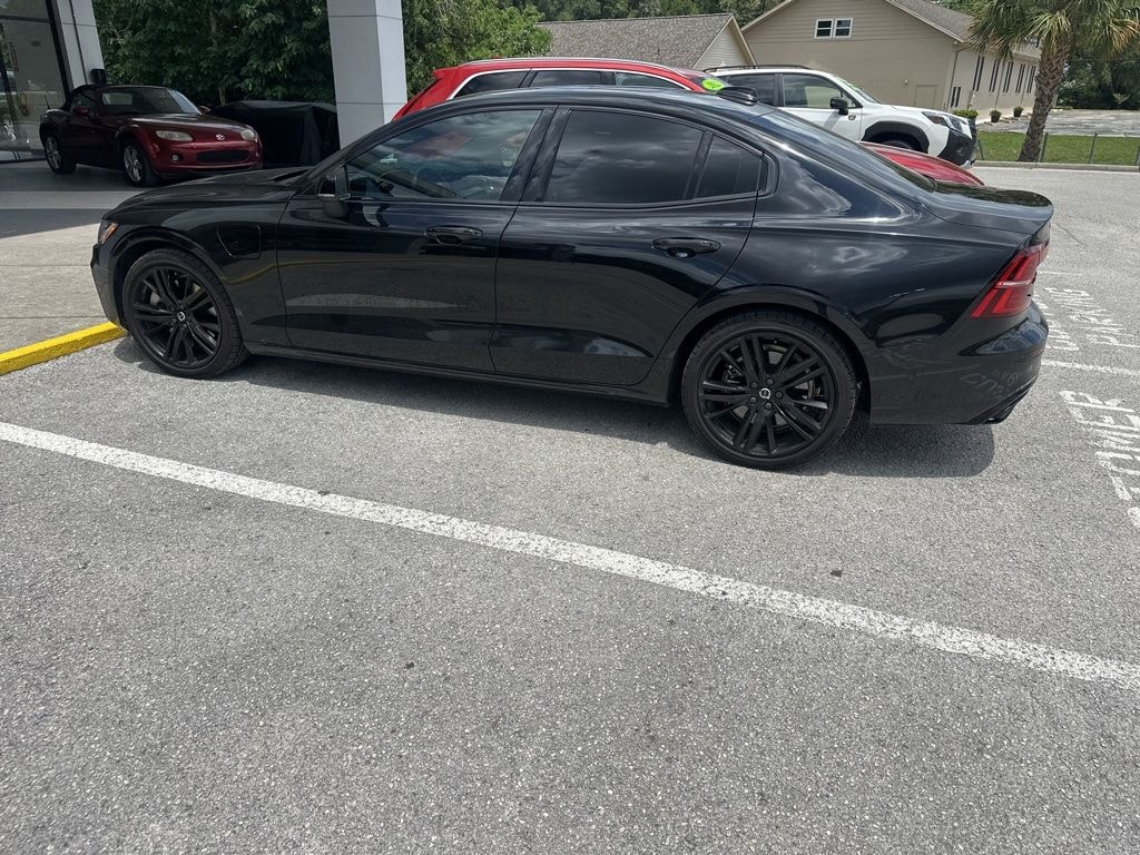 Used 2022 Volvo S60 Recharge Plug-In Hybrid T8 Black Edition R-Design Extended Range Sedan