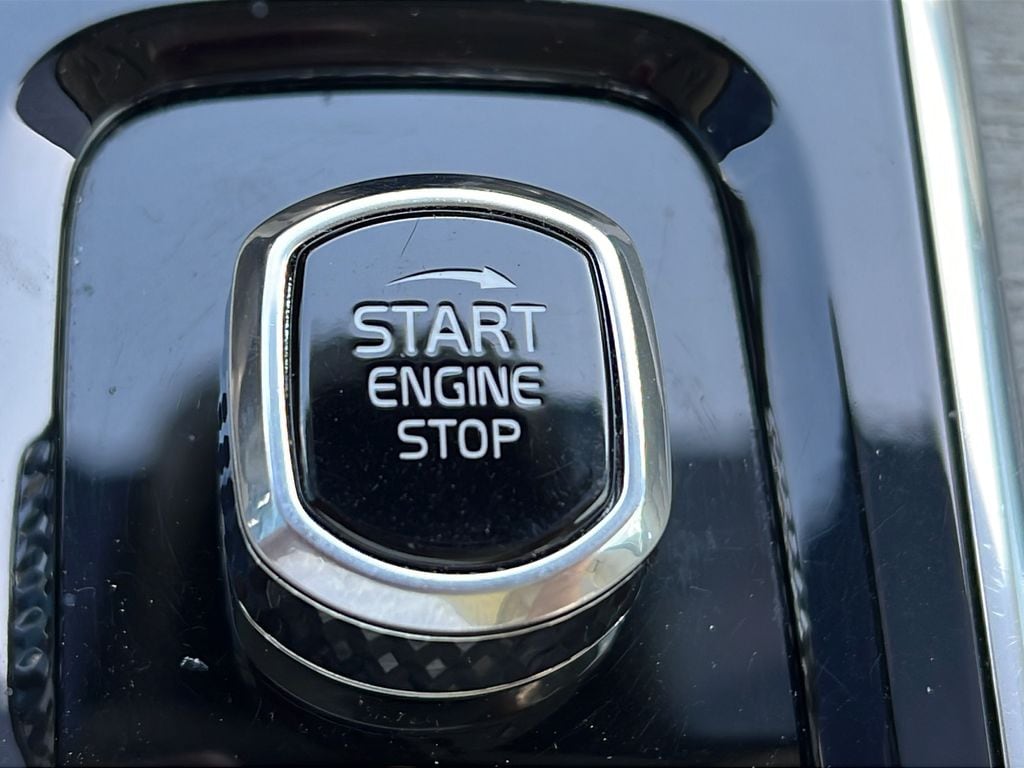 2023 Volvo XC60 Plus - Photo 27